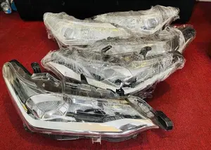 Toyota Axio 165 (597) Head Light