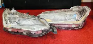 Toyota Axio 165 (596) Head Light