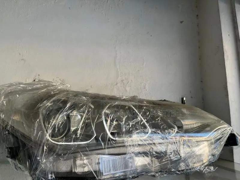 Toyota Axio 165 (595) Head Light