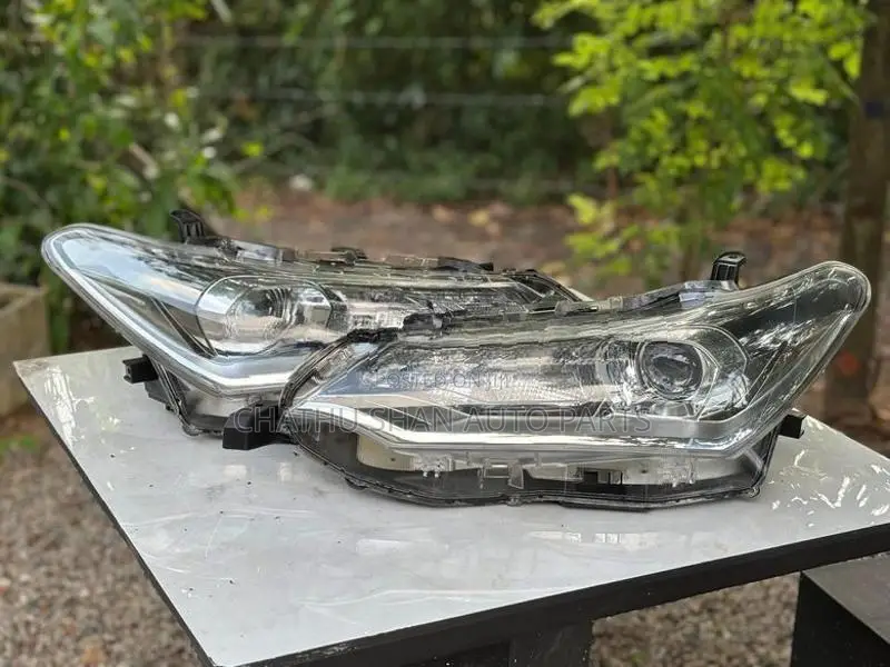 Toyota Axio 165 (596) Head Light