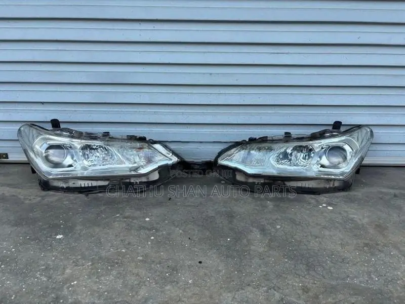 Toyota Axio 165 (595) Head Light