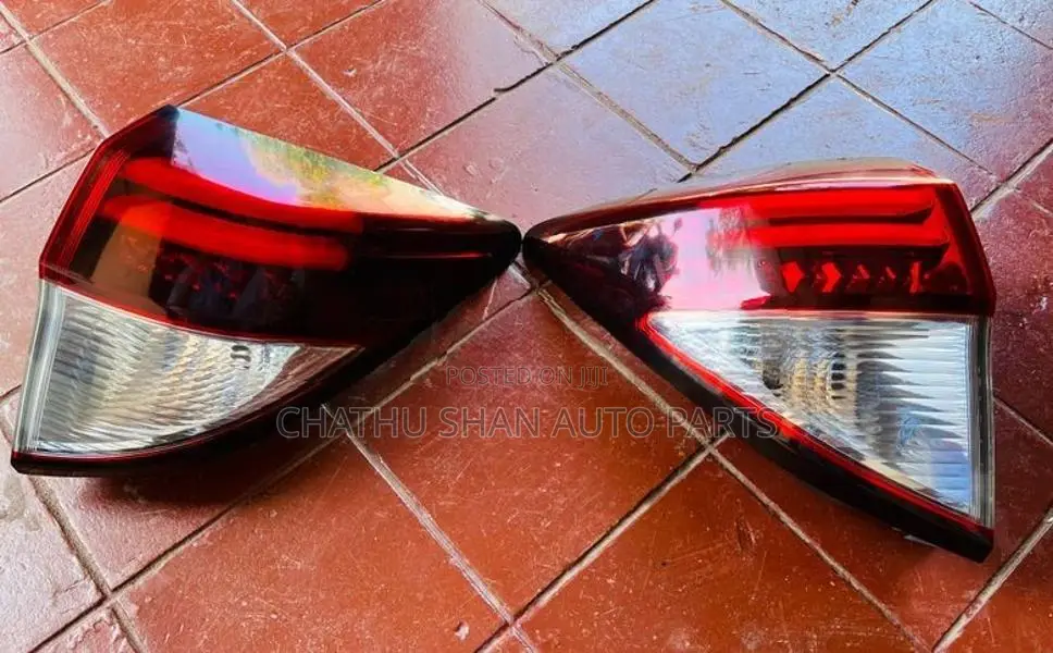 Honda Vezel Tail Light
