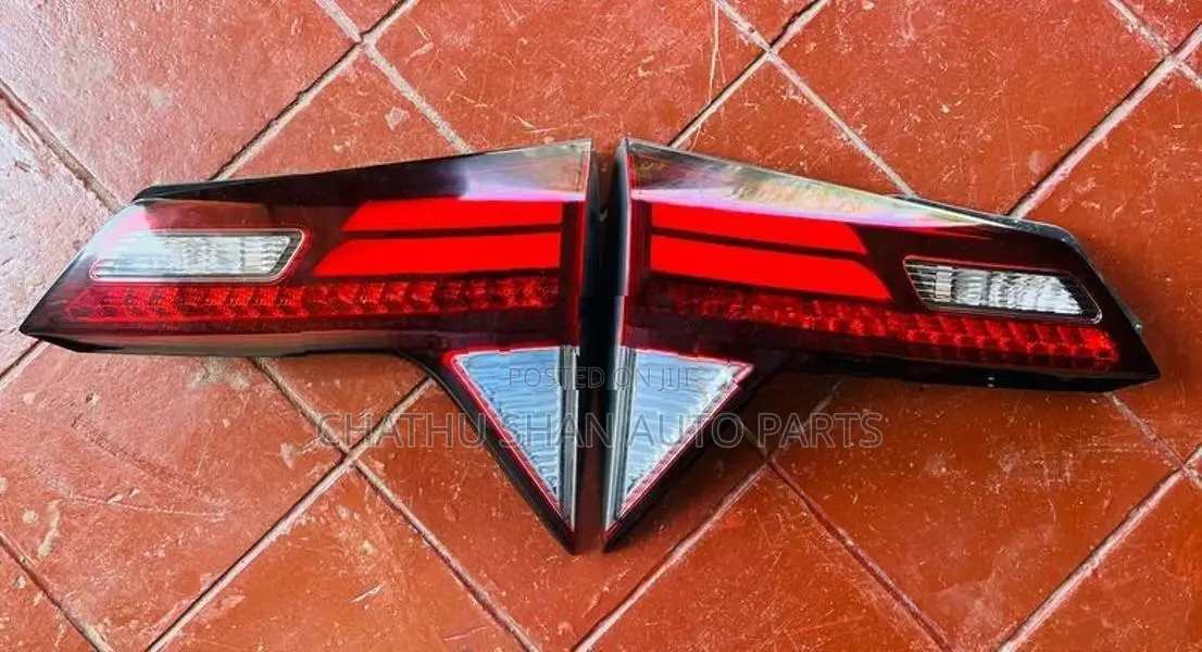 Honda Vezel Garnish Light