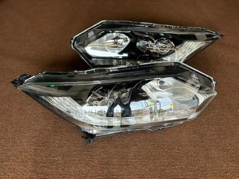 Honda Vezel Headlight
