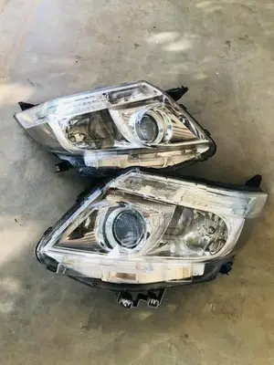 Toyota Voxy Head Light