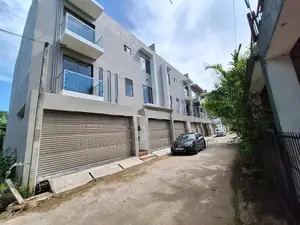 famaliy house for sale in dehiwala
