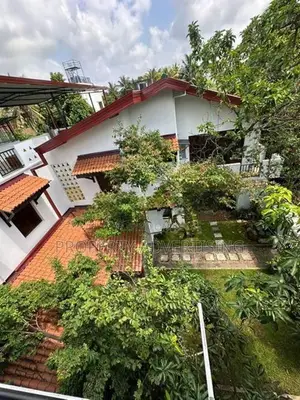 Residential House for sale in Mirihana