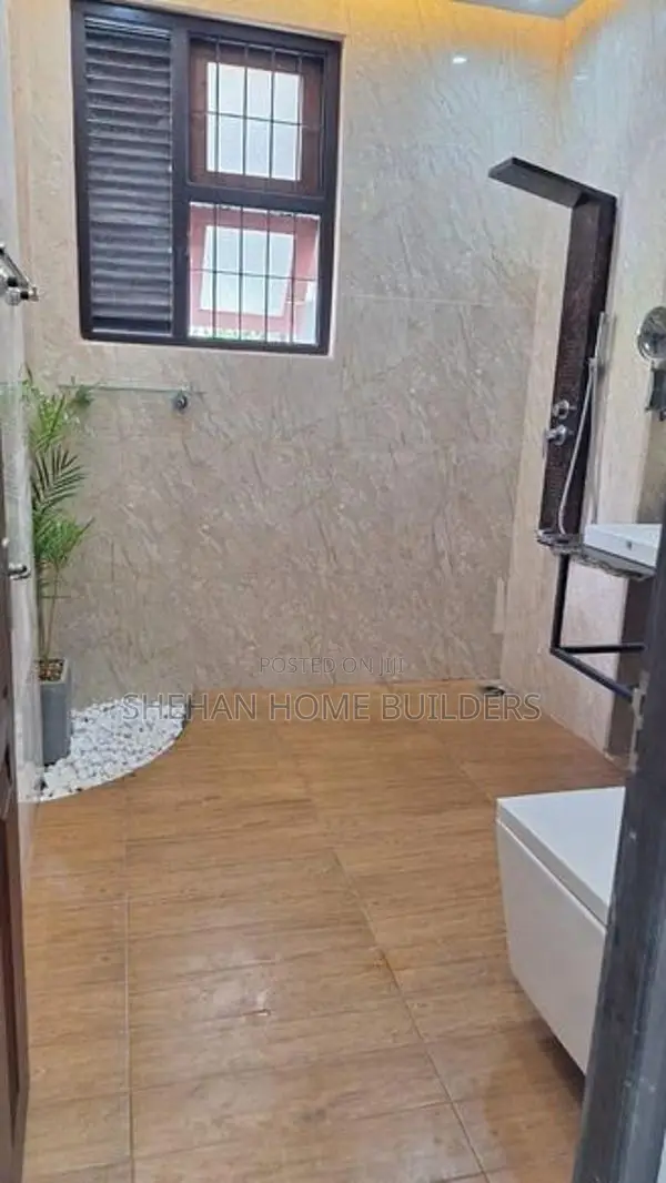 Brand new Modern 03 story House For Rent in Kadawatha