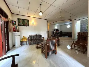 Kadawatha Dalupitiya Complete House With 3 Bedrooms