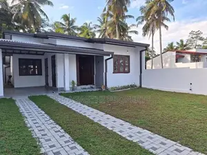 Athurugiriya Single Storey House for Sale