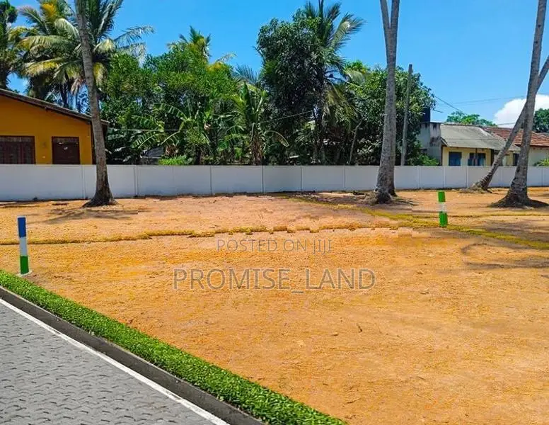 Panadura Walana Exclusive Lands L22