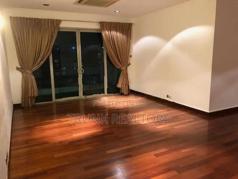 Colombo 03 Iceland Residencies - 3BR Apartment for Rent (NK107434)