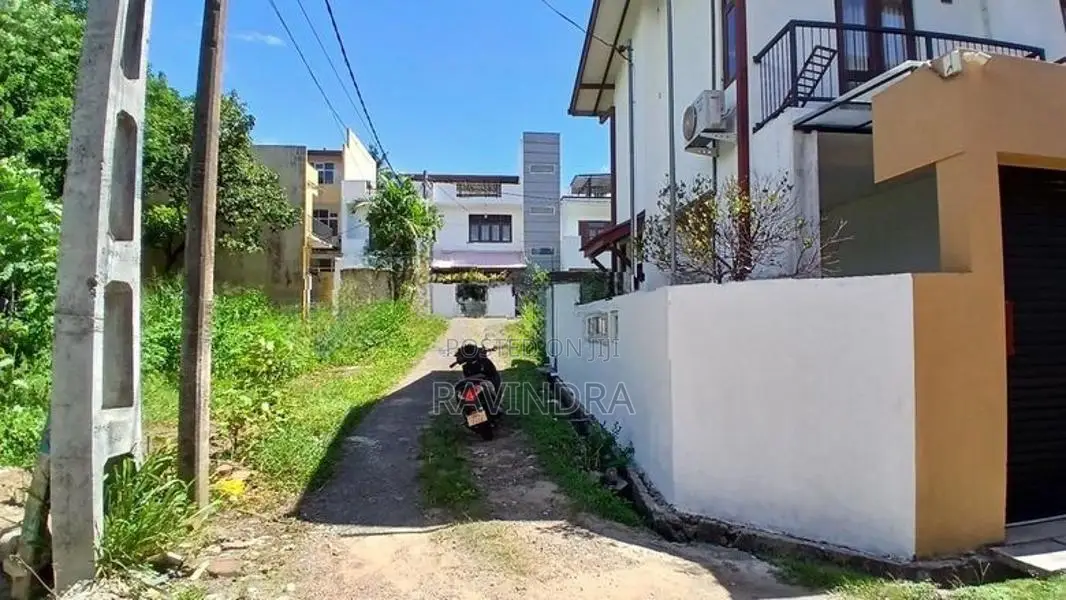 Land for Sale Sri Vijaya Mawatha Bokundara Boralesgamuwa