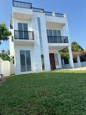 Brand new Luxury three storey House For sale in Ja Ela Udumita