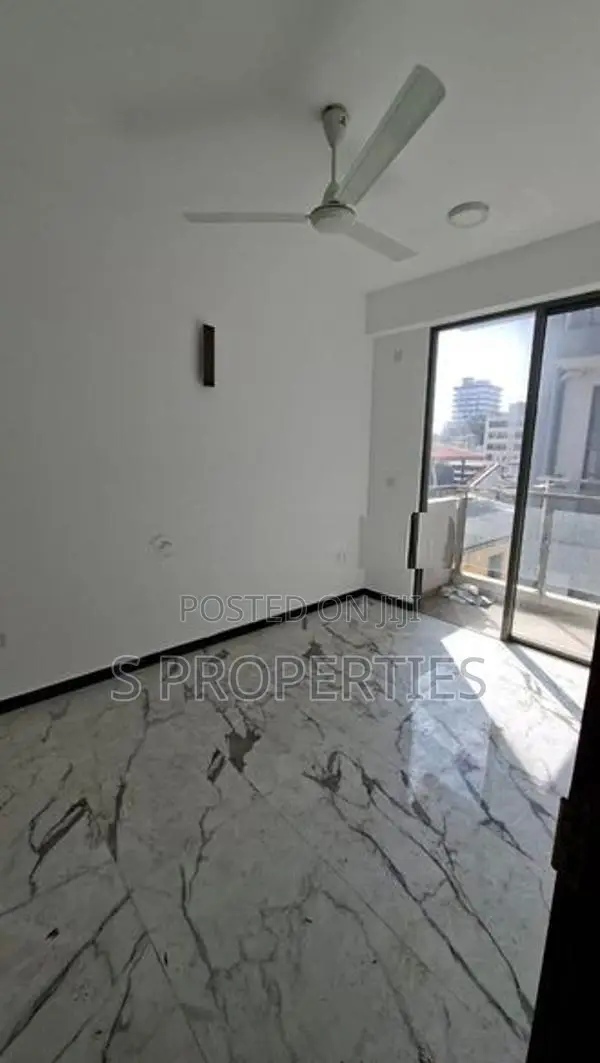 Modern brandnew apartment for sale in Wellawatte