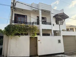 DEHIWALA : 4BR (6P) MODERN 2-STORY HOUSE FOR SALE in kalubowila