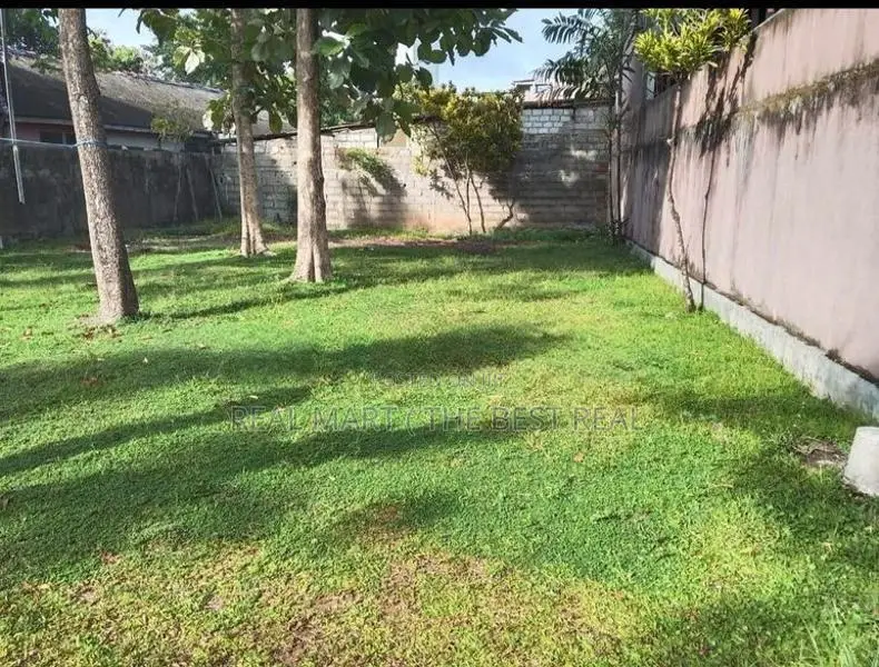 Colombo 05 10.6 Perches Bare Land for Sale in Kirulapone