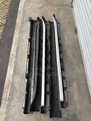 Toyota Prius Side Bodykit