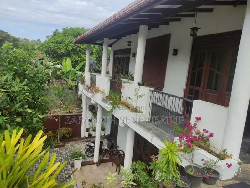 2 Storied House For Sale in Piliyandala Dampe Lake Drive
