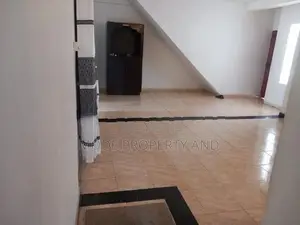 Apartment for sale in mountlavaniya