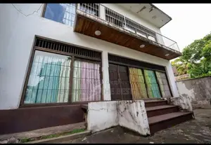 COLOMBO 13 : 7BR (34.1P) TWO STOREY HOUSE FOR SALE in Kotahena
