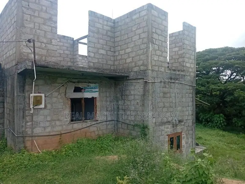 KURUNEGALA : 34 PERCHES PRIME LAND FOR SALE