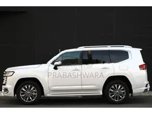 Toyota Land Cruiser Sahara LC300 ZX (Import) 2026