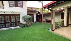COLOMBO 06 : 5BR (15.5P) LUXURY MODERN HOUSE FOR SALE