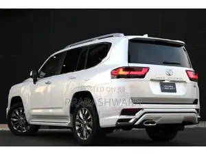 Toyota Land Cruiser Sahara LC300 ZX (Import) 2026