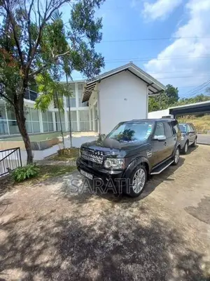 Luxurious House Sale Talawatugoda