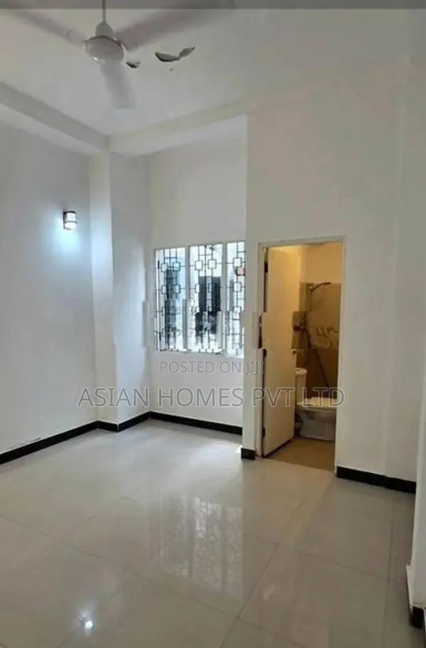 6P 2 Unit House for Sale Dehiwala