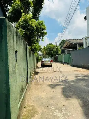 Single Storey House for Sale in Battaramulla Ds44532