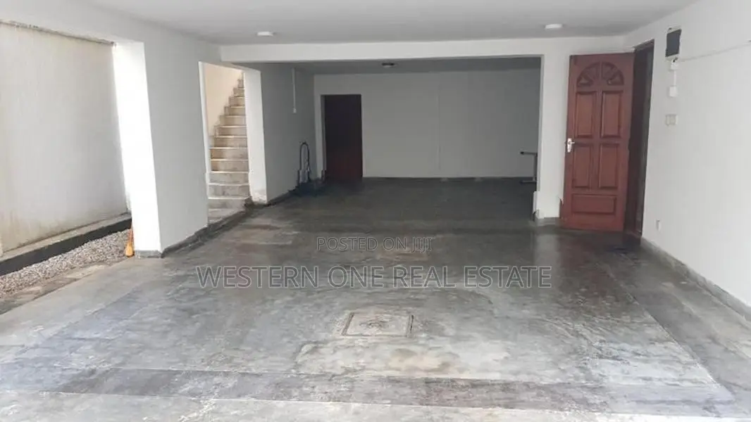 Furnished 5 Bedroom House For Rent in Colombo