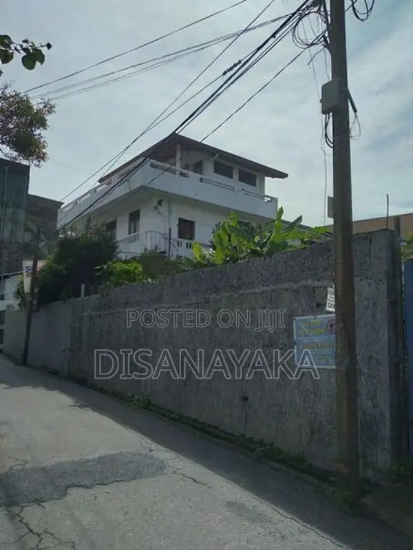 Three Storey House for Sale Mount Lavinia Ds1134