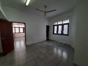 7 Bedeoom House for Rent - horton place Colombo