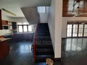 7 Bedeoom House for Rent - horton place Colombo