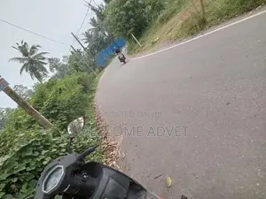 ඉඩමක් විකිණීමට Millewa