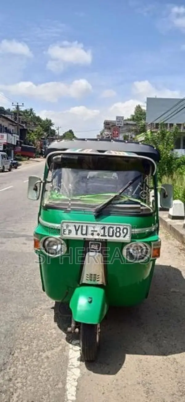 Bajaj RE 4 Stroke 2011