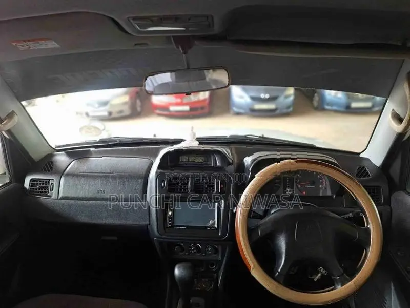 Mitsubishi Pajero 2000