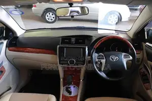 Toyota Premio 2014