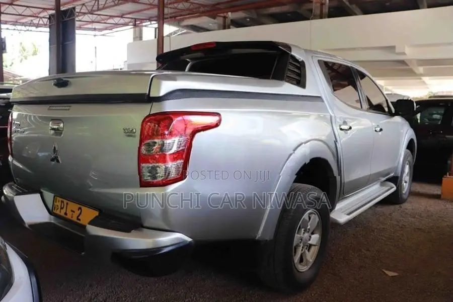 Mitsubishi L200 2017