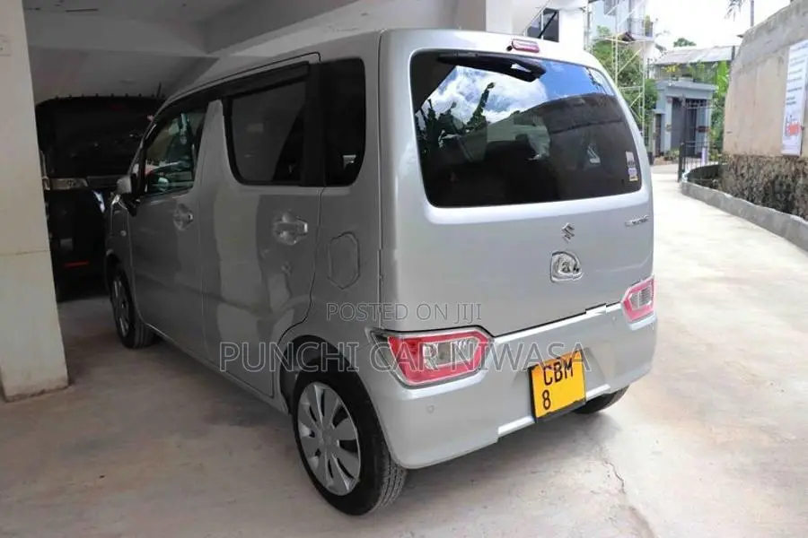 Suzuki Wagon R 2023