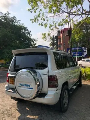 Mitsubishi Pajero 2000