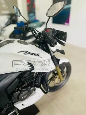 TVS Apache RTR 200 2017