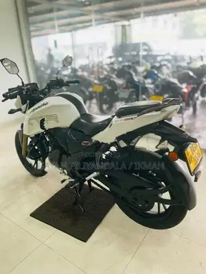 TVS Apache RTR 200 2017