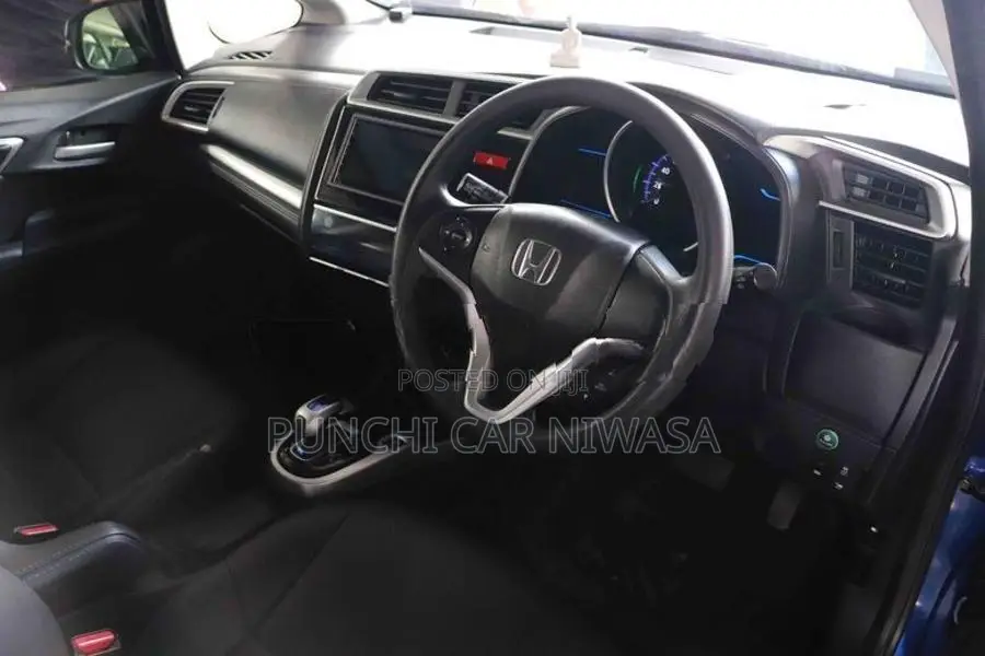 Honda Fit GP5 2014
