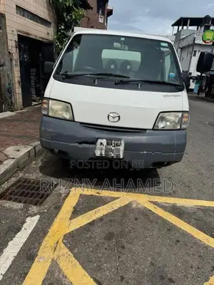 Mazda Bongo 2017