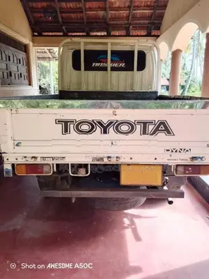 Toyota Dyna Lorry 1991