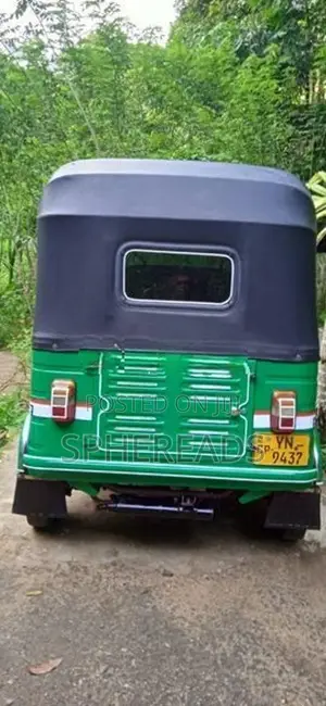 Bajaj RE 4 Stroke 2011