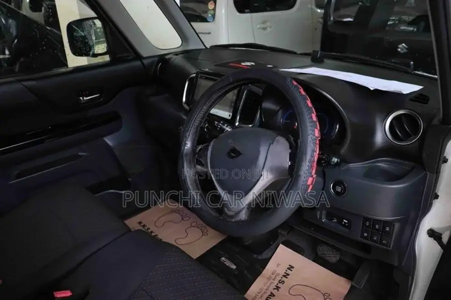 Suzuki Spacia 2015